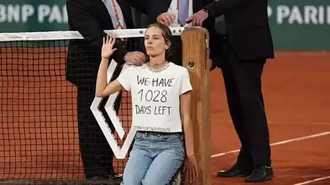 Global Warming Protest During French Open Semi Final 