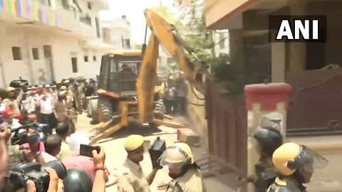 Prayagraj Buldoser action