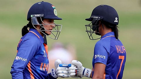 Smriti Mandhana Harmanpreet Kaur Shine India Women Cricket Team Defeat Sri Lanka Women Cricket Team In 2nd T20I 