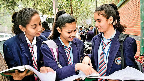 Students who changing 12th standard colleges should given admission in available space according to their academic quality Audumbar Ukirade