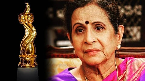 Actress Usha Nadkarni will be awarded by 'Sarvashreshth Kala Gaurav Award' in mumbai at 7 june