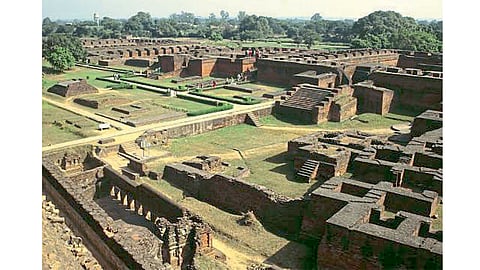 धगधगत्या बिहारला विकासाची प्रतीक्षा !