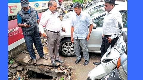 राजारामपुरी चौकात पाणी साठू 