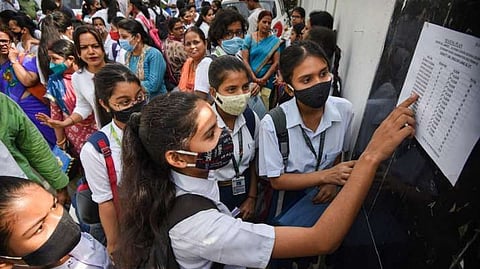 98 percent of ICSE and 96 percent of ISC result education pune