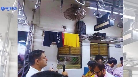 Mumbai Local Train