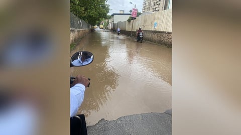 weather update rain Dharmavat petrol pump road under water Pisoli administration action pune