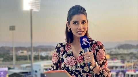 Sanjana Ganesan trolls England batters 