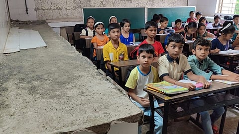 Provide facilities to municipal schools if not given Municipal commissioner ordered to take action jalgaon news