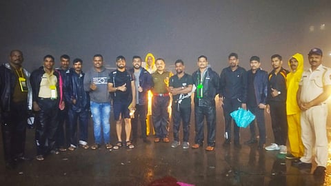 Success in getting out youths  wandering in Bhimashankar Sanctuary at night ghodegaon