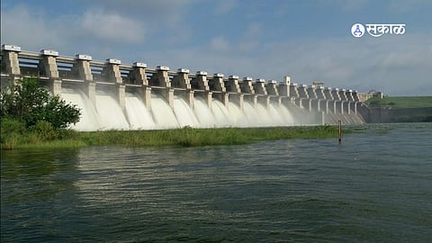 Jayakwadi Dam latest marathi news