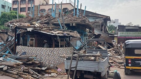 Action taken by pune  Municipal Corporation on 28 dangerous buildings