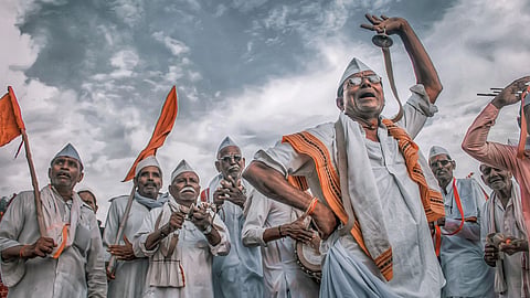 (Dr. sadanand more said why Warkari sampraday has survived for thousands of years in wari unplugged)