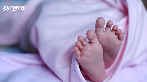 A women gave birth to five childeren at a time, but alll died after birth 