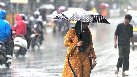 Maharashtra Rain Update IMD Issue 5 day Heavy rain Alert Mumbai pune weather updates  