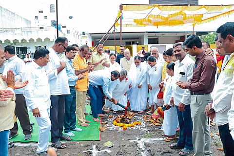 चाळीसगावला होणार बारा ज्योर्तिलिंग एकाच ठिकाणी