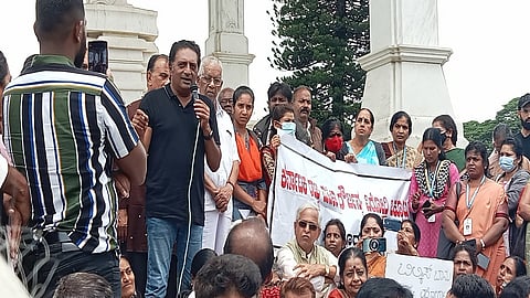 Prakash Raj Agitation In Support Of Bilkis Bano