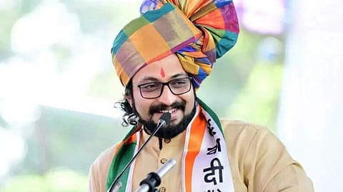 actor amol kolhe shared post about someone who create his fake instagram account and Extorting money 