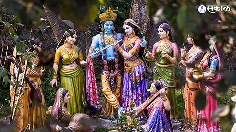 Janmashtami 2022: Know the reason of why Krishna not marry to radha 