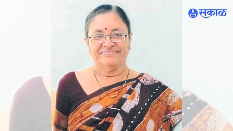 Female Priest Vaishali Pathak Latest marathi news