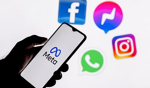 social media whatsapp, FB, Insta 
