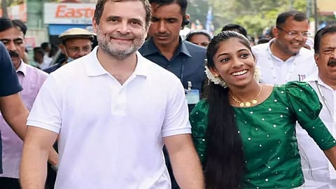 राजकारणासाठी 'भारत जोडो' यात्रेत लहान मुलांचा वापर; EC कडं कारवाईची मागणी