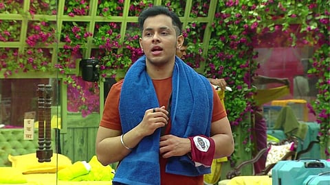 Bigg Boss Marathi 4  akshay kelkar talks about his break up and love life
