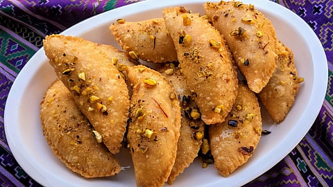 Diwali Faral history 