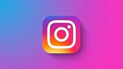 Instagram 