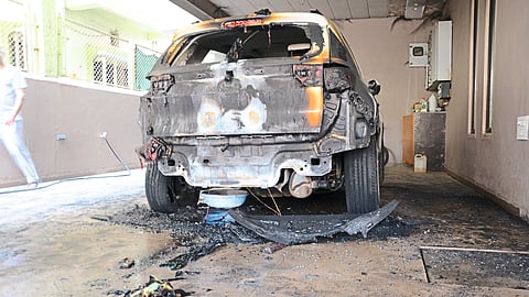 On Friday around 3.30 am in Ganapatinagar damage caused due to cars being set on fire.