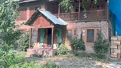 Kashmiri Pandits crisis Migration of woman fear of murder jammu 