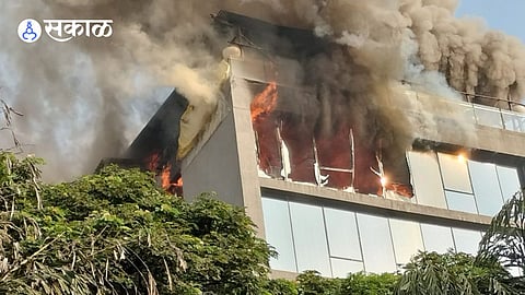 Pune: पुण्यातील लुल्लानगर परिसरात हॉटेलला भीषण आग 