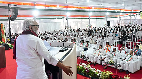 Chhagan Bhujbal criticized the government at the Shirdi activist camp