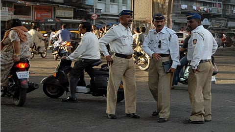 mankoli to kopar bridge not allowed to vehicle parking avoid traffic mumbai