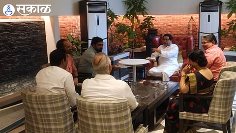 rahun gandhi raj thackeray savarkar