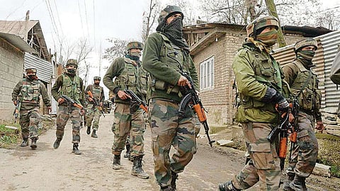 Lashkar commander with 3 terrorists killed in Awantipora encounter jammu kashmir  