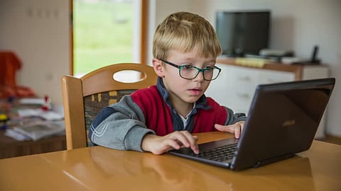 Internet 