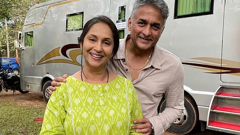 Ashvini bhave shared photo with actor ajinkya deo and said  once again after 25 years 