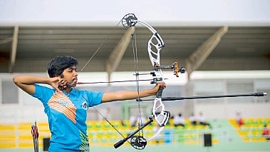 Satara Aditi Swamy considered India Olympic won silver Asian Junior Archery Championships Sharjah 