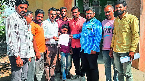 A farmer while giving a statement to the power distribution authorities that a sub-centre should be set up to solve the problem of electricity.