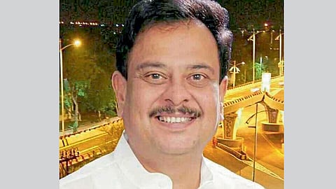 Dr Sunil Deshmukh