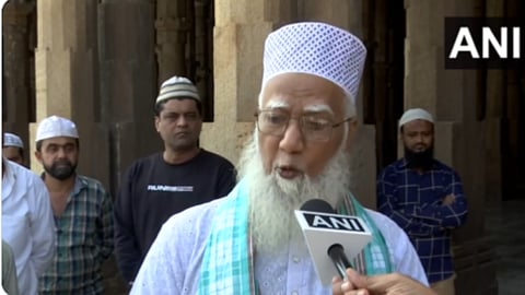 Gujarat election shahi imam of jama masjid shabbir ahmed siddiqui has given controversial statement regarding muslim woman