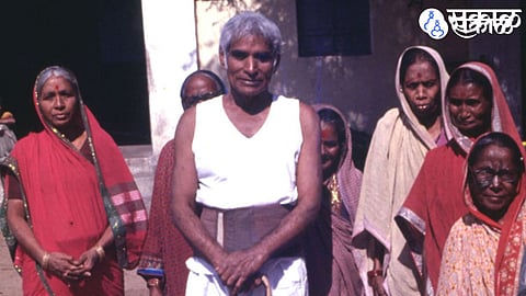 Baba Amte Birth Anniversary : संपूर्ण आयुष्य कुष्ठरोग्यांसाठी वाहिलेल्या बाबांनी जेव्हा पहिला कुष्ठरोगी पाहिला!