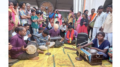 Folk Artist