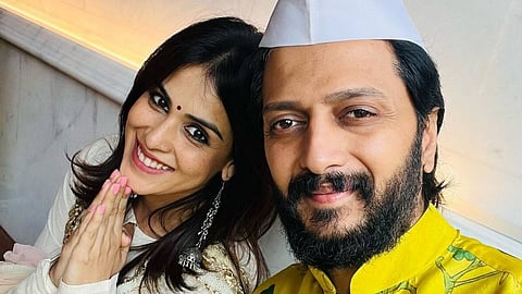 actor riteish deshmukh and genelia apologize to kolhapur reporter for insulting in ved movie promotion event 