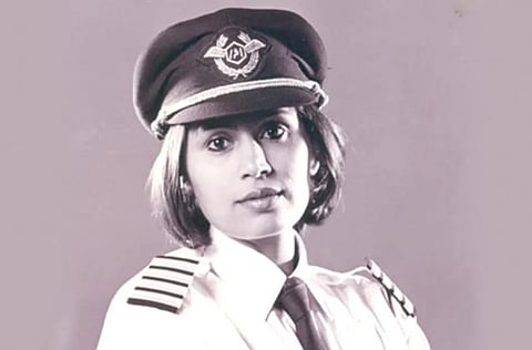 First Female Airplane Pilate