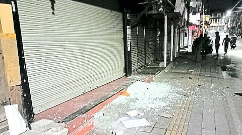 Shops in Dahipool area were vandalized after a dispute between two villages.