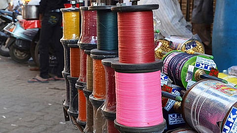 makar Sankranti  2023 11 years old child dies after throat cut by nylon manja in nagpur  