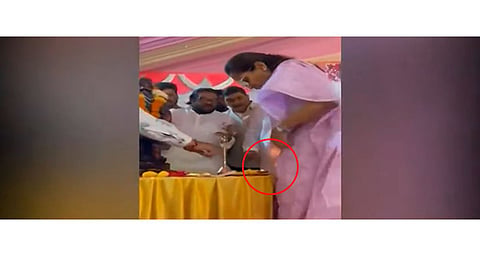 Maharashtra ncp Supriya Sule saree caught fire 