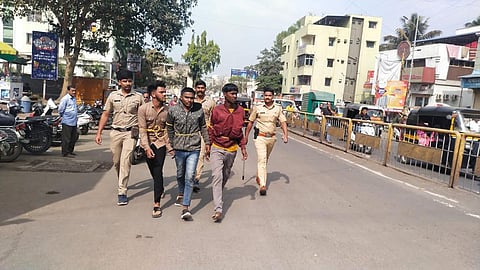 police action pune koyta gang rally Dhayri Phata to Dhayri village pune