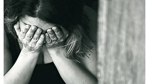 Mumbai Crime update police Rescue of woman and minor girl from prostitution 